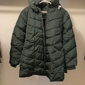 Steve Madden Puffer coat.  L.  Forest Green.